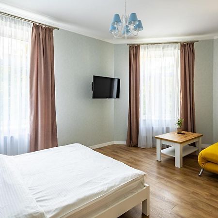 Leontovycha Apartment 리비프 외부 사진