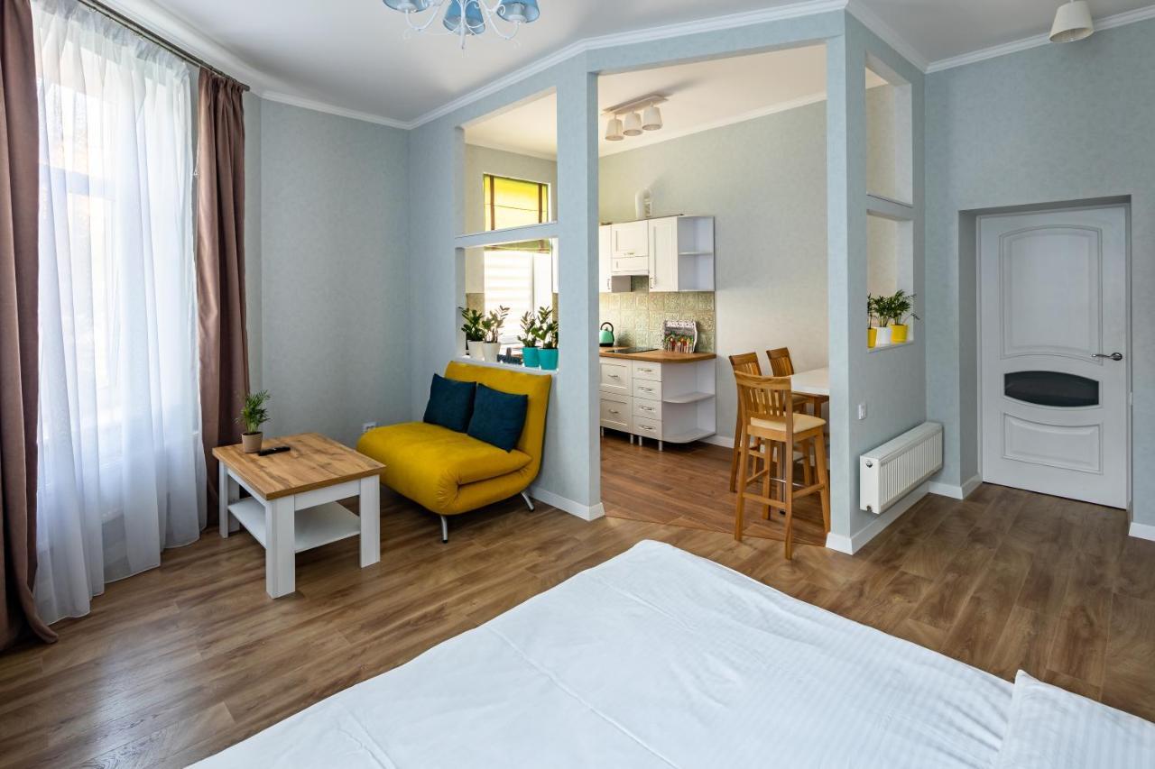 Leontovycha Apartment 리비프 외부 사진